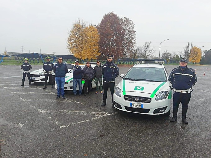 Gli agenti della Polizia Locale a scuola di pilotaggio