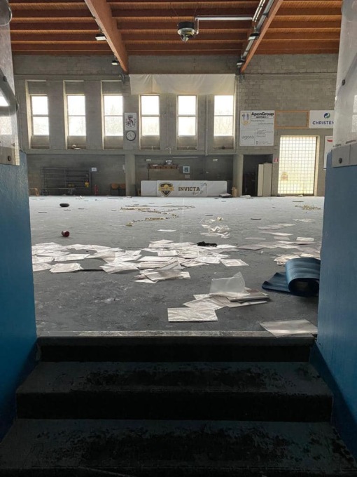 Vandali in azione al palazzetto: “Vederlo così è un colpo al cuore”