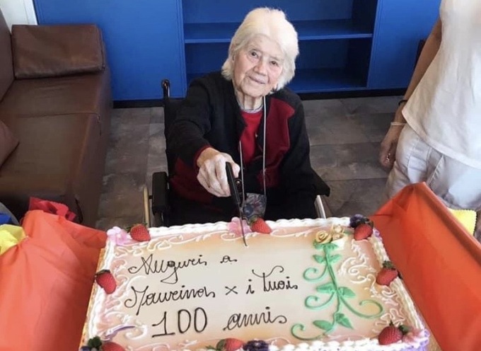 Una vita a cavallo di due secoli: la signora Maurina compie 100 anni