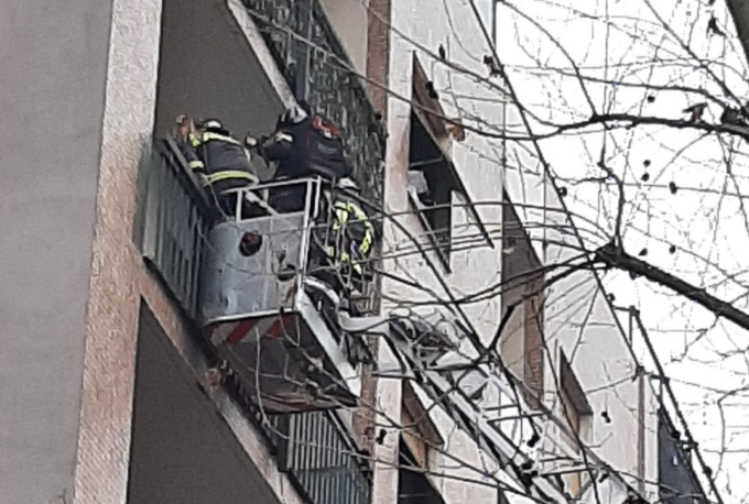 Scivola in casa e non riesce a rialzarsi, soccorsa dai Vigili del fuoco