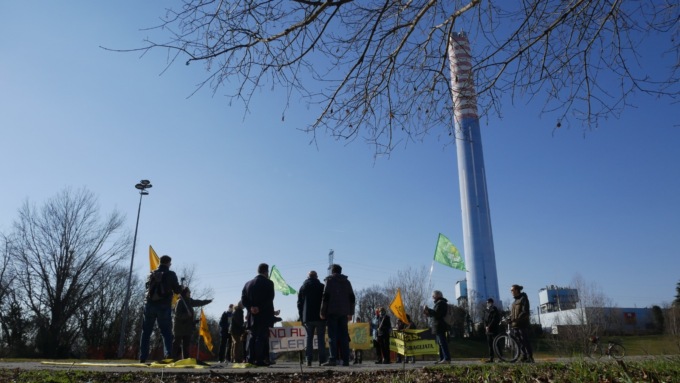 Flash mob di Legambiente a Cassano d’Adda: “Il gas non è ecologico”