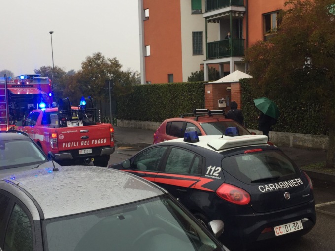 Caldaia prende fuoco: intervento in massa di pompieri e Carabinieri