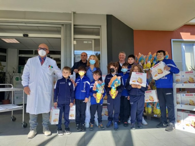 L’Us Melzo 1908 regala uova di Pasqua e colombe ai bambini della  Pediatria dell’ospedale di Melzo