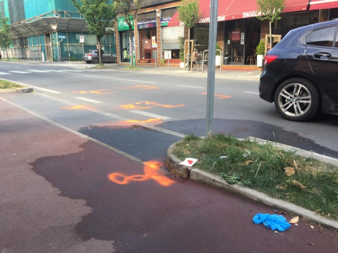 Ciclista a terra sanguinante, paura a Cologno Monzese