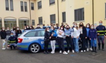 Due agenti di Polizia in cattedra… per parlare di educazione stradale