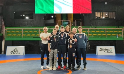 Tripletta di podi nel Campionato italiano di lotta Under 15