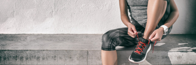 Un accessorio per fare tendenza: i lacci delle scarpe colorati 