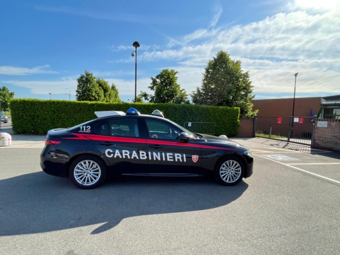 Urtato da un’auto ciclista 13enne cade in terra