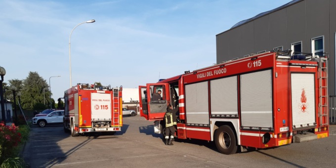 Incendio in un ristorante, arrivano i Vigili del Fuoco