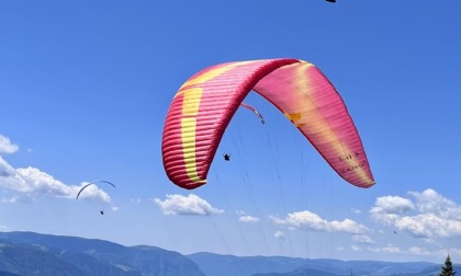 Alberto Castagna da Cologno Monzese è campione italiano di parapendio