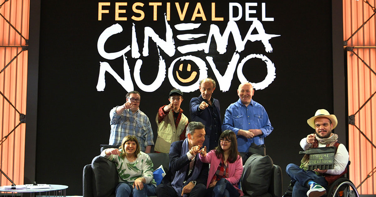 Festival-Del-Cinema-Nuovo_con-i-testimonial-Ale-e-Franz