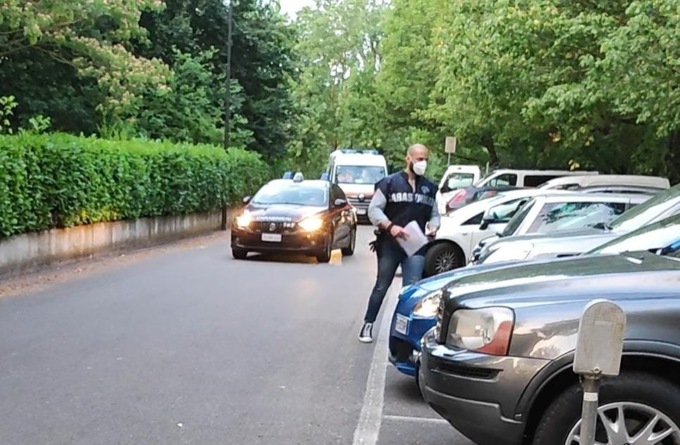 Omicidio Pessano: all’alba 24 arresti. In manette i presunti assassini del  21enne Simone Stucchi