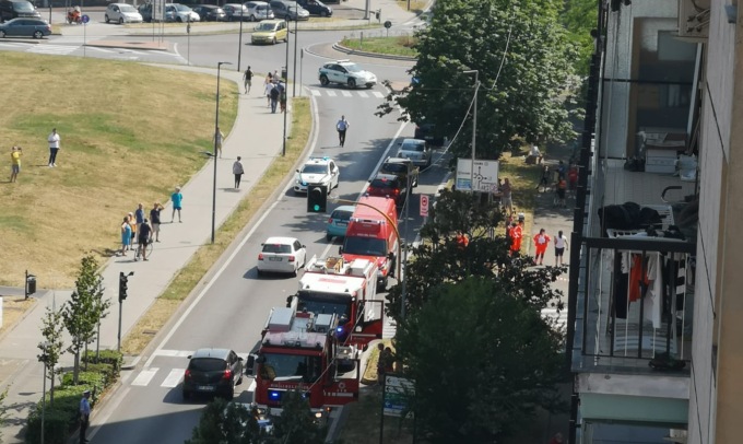 Incendio su un balcone Vigili del Fuoco in azione