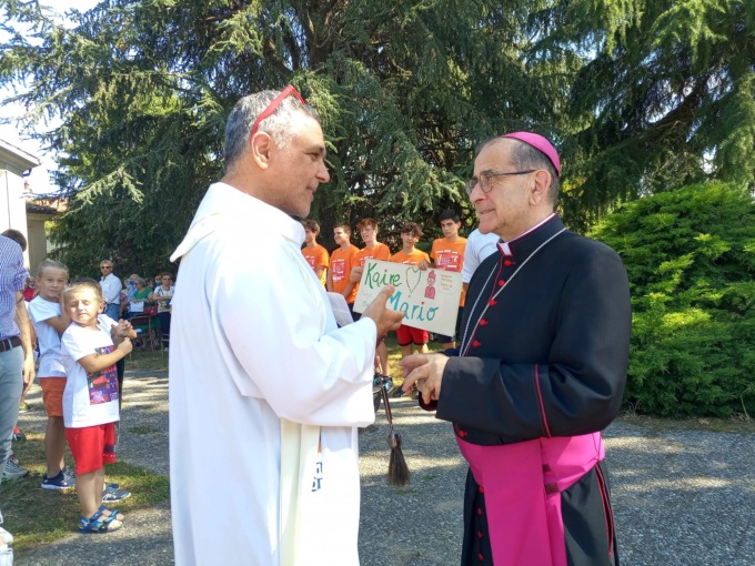 L’arcivescovo Mario Delpini a Trezzano Rosa per pregare per l’acqua