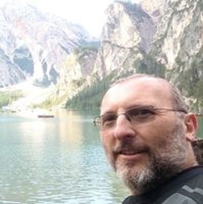 Morto in un incidente in Trentino in sella alla sua amata moto