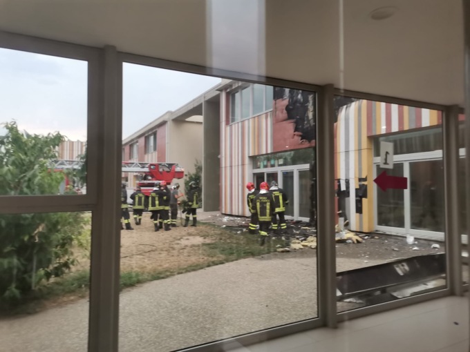Incendio alla scuola primaria, per il perito atto doloso o causato dalla negligenza di qualcuno