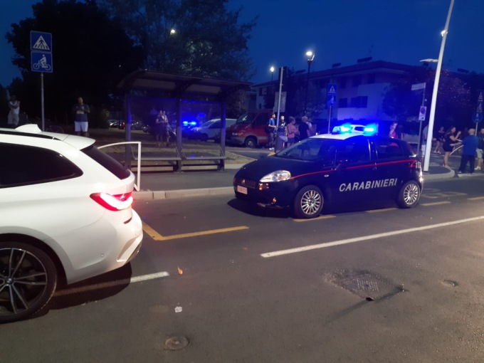 Vedono i Carabinieri e fuggono, inseguimento a Pioltello