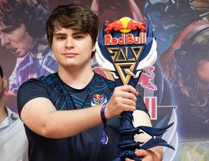Un 19enne di Brugherio vince la finale nazionale di League of Legends