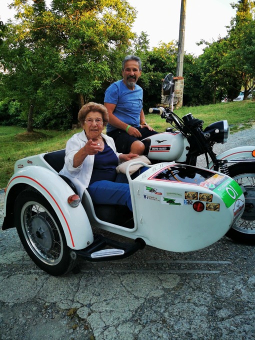 Un raid Milano-Taranto in sidecar… a 90 anni!