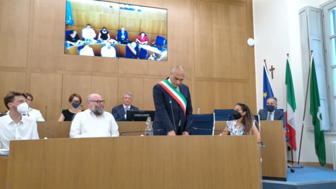Caro bollette, ecco come Cernusco sul Naviglio cercherà di contenere la spesa degli edifici pubblici