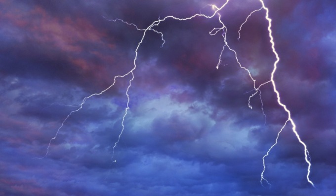 Allerta meteo arancione per la serata di oggi, lunedì
