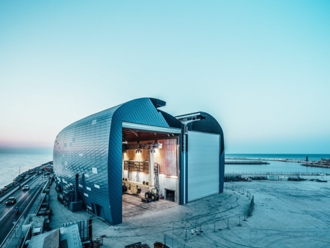 I nuovi hangar del cantiere Rossini a Pesaro
