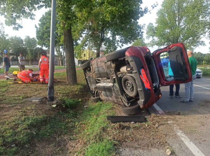 cernusco sul naviglio incidente in via torino