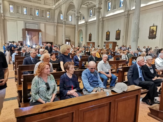 A Cernusco sul Naviglio si rcordano gli anniversari di matrimonio