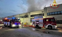 Incendio a Gessate, a fuoco un'azienda