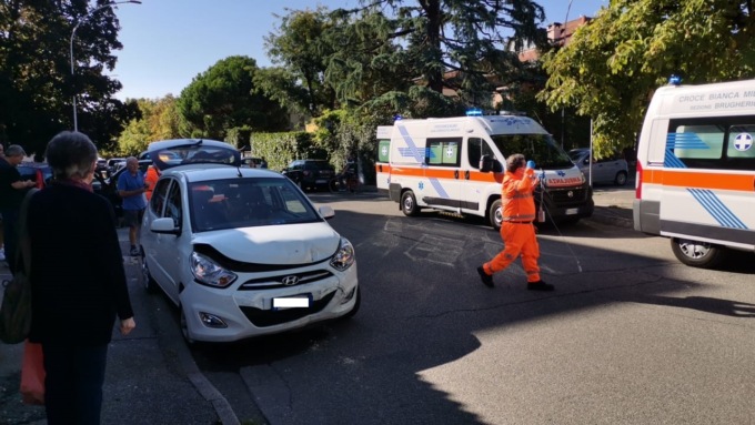 Scontro tra due auto: ferito anche un bimbo di 8 anni