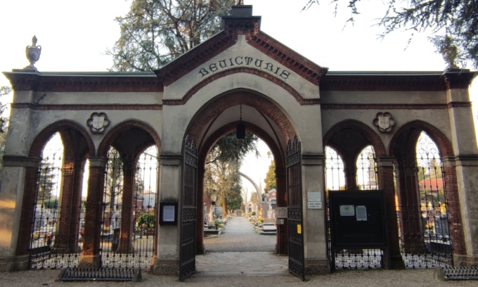 Aveva accoltellato un uomo al cimitero, condannato a 9 anni l’ex panettiere di Pessano