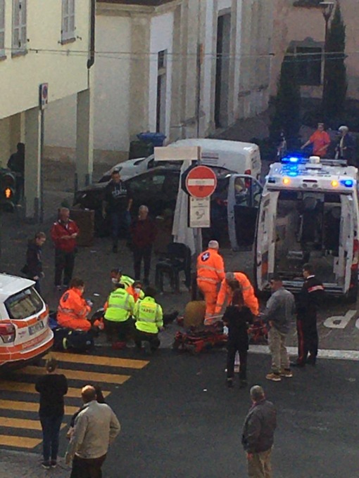 Colto da un malore in strada, 81enne ricoverato in codice rosso