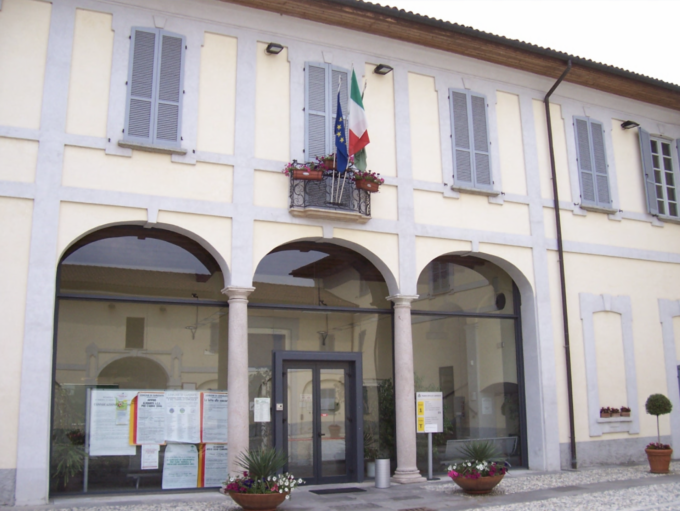Anche a Carugate la Sala consiliare diventa “digital”