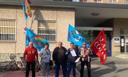 Diritti e dignità, la protesta dei sindacati davanti all'Istituto Geriatrico