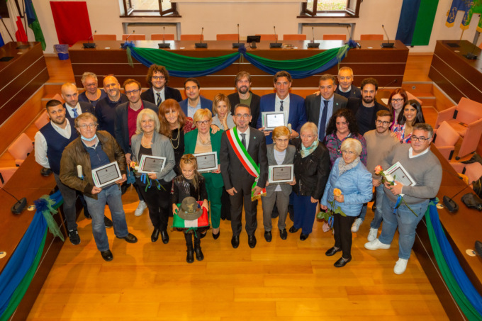Cultura, volontariato, lavoro e memoria: Brugherio ha i suoi nuovi cittadini benemeriti