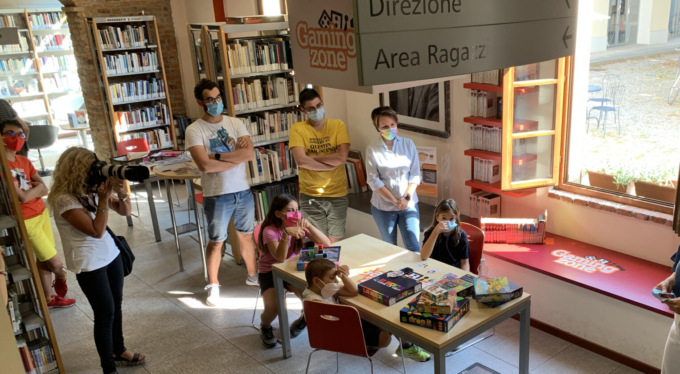 Gaming, taglio del nastro per il BiblioCovo a Cernusco sul Naviglio