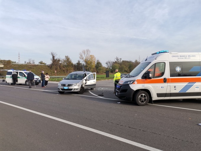 Scontro in moto, paura per un 15enne. Arriva l’elisoccorso