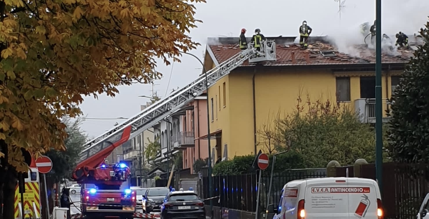 incendio cologno monzese palazzina