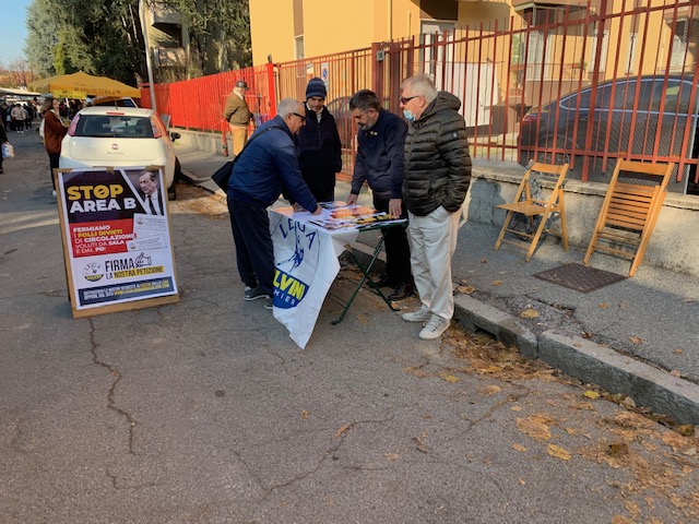 Una raccolta firme anti Area B voluta da Lega e Fratelli d’Italia