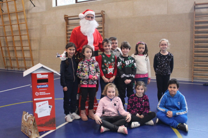 Trezzo sull'Adda Babbo Netweek a scuola