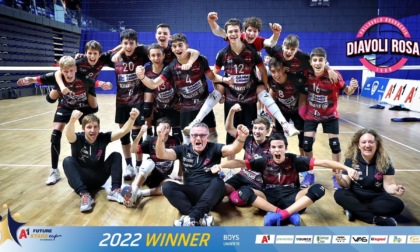 I campioni del futuro sono a Brugherio: l'Under 15 Diavoli rosa trionfa nel torneo internazionale