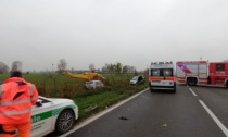 Spaventoso scontro sulla Rivoltana all'altezza di Truccazzano, due auto sono finite nel fossato