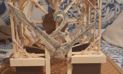La Pro Loco di Vaprio festeggia i dieci anni mettendo in mostra le storiche lancette dell'orologio del campanile