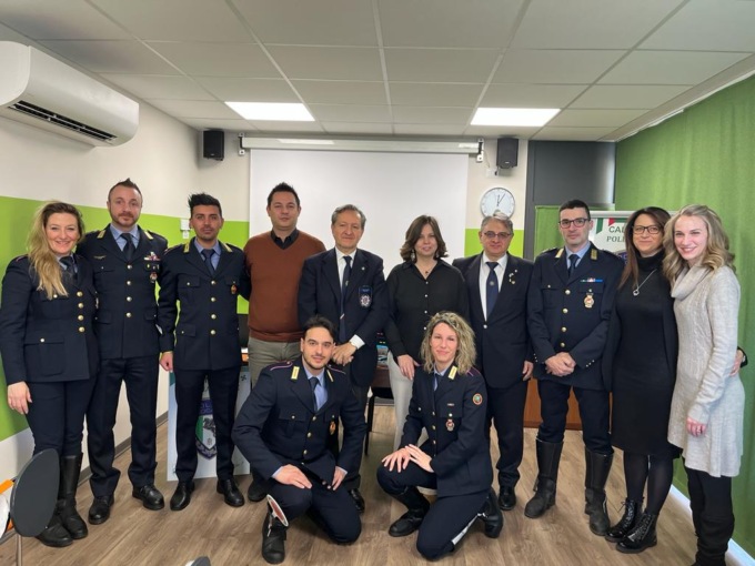 La Polizia Locale di Trezzo sull’Adda dona un monitor per i parametri ai bambini malati