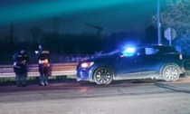 Incidente a Brugherio tra auto e monopattino, 28enne in ospedale