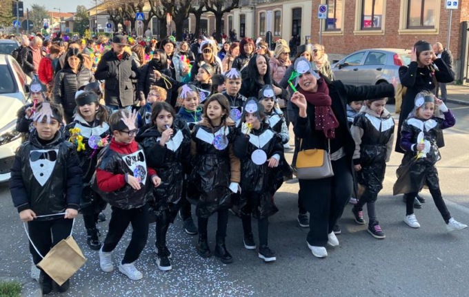 Scuole di Trezzo in festa per il Carnevale