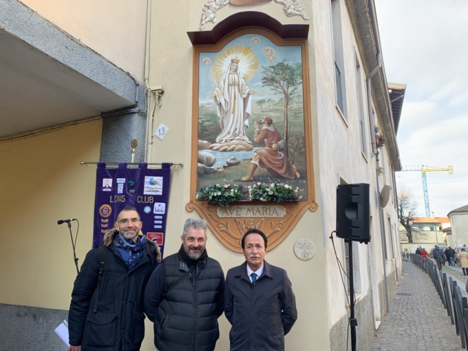 La “rinascita” di Baraggia: inaugurato l’affresco restaurato del borgo di Brugherio