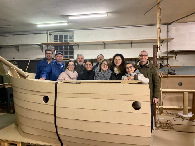 Aspettando il Carnevale, a Liscate sono già pronti a “salpare”… con il carro dei pirati