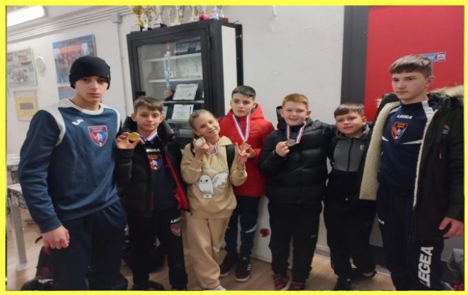 I giovani atleti del Lotta Club Seggiano tornano sul tatami ed è subito medaglie