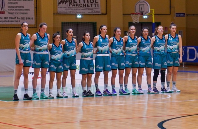 Il basket Carugate lascia testa e cuore nello spogliatoio: 23 palle perse e una brutta sconfitta con Ponzano